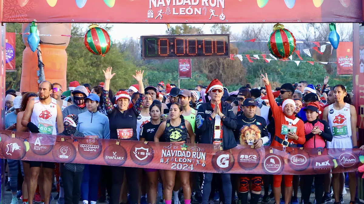 NAVIDAD RUN - Fco Meza - El Sol de León (1)